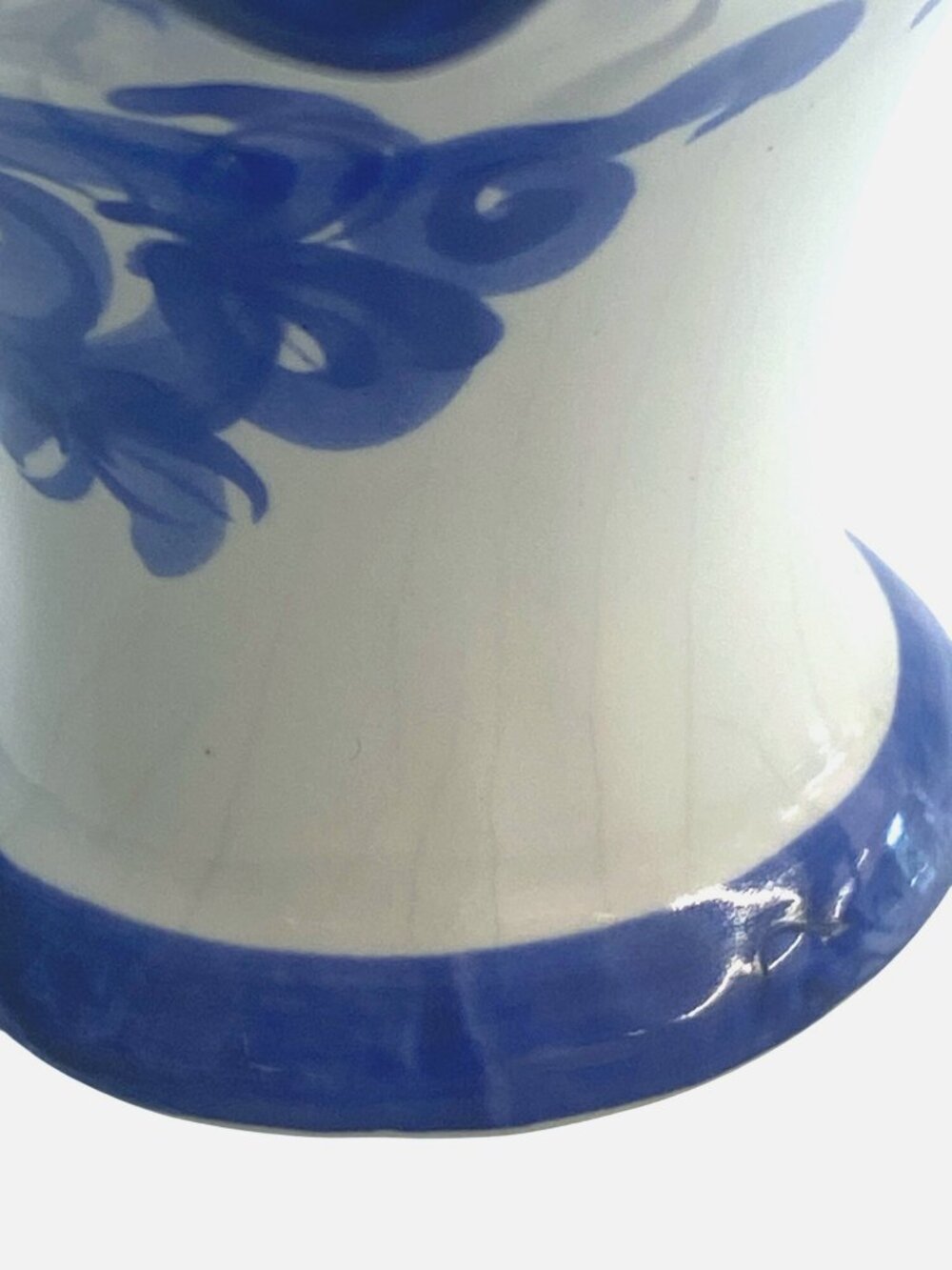 Hand-Painted Portuguese Ceramic Basket With Blue Floral Design - Picture 8 of 9